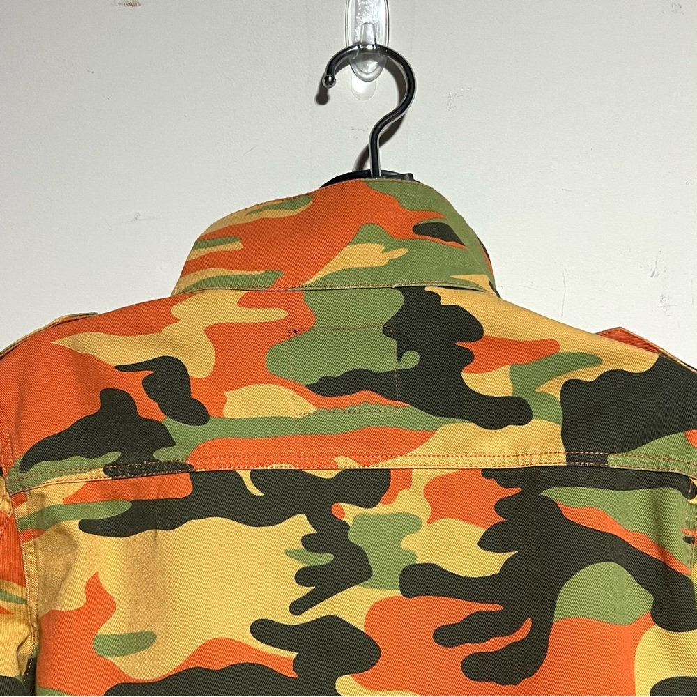 C'est Toi Camouflage Printed Crop Jacket Size Large Excellent Condition NWT - Picture 10 of 12
